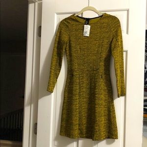 beautiful green long sleeve dress